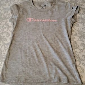 Champion T-Shirt